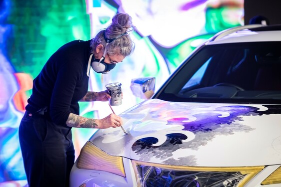 LEXUS ZAPREZENTOWAŁ PIERWSZY WYTATUOWANY SAMOCHÓD
