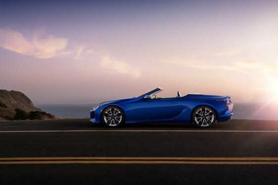 LEXUS LC 500 CONVERTIBLE