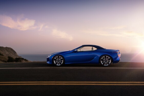 LEXUS LC 500 CONVERTIBLE