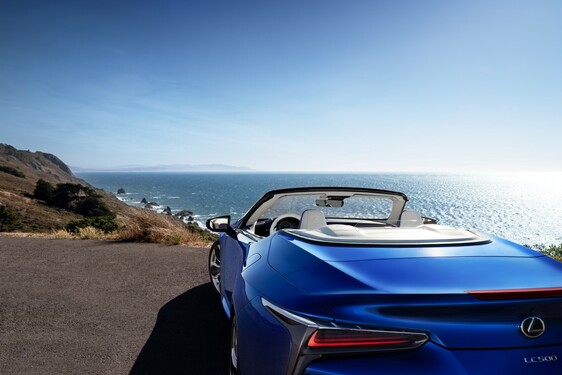 LEXUS LC 500 CONVERTIBLE