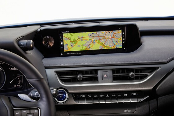 UX 300e