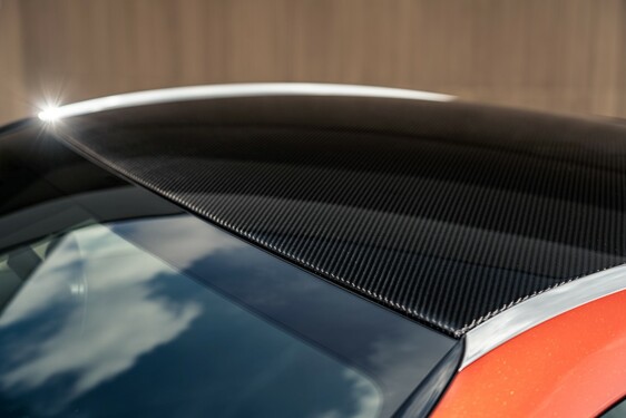 BLAZING CARNELIAN: PREMIERA NOWEGO KOLORU DLA COUPE LEXUS LC 2021