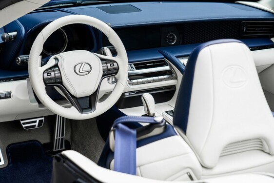 LEXUS LC CONVERTIBLE REGATTA EDITION 
