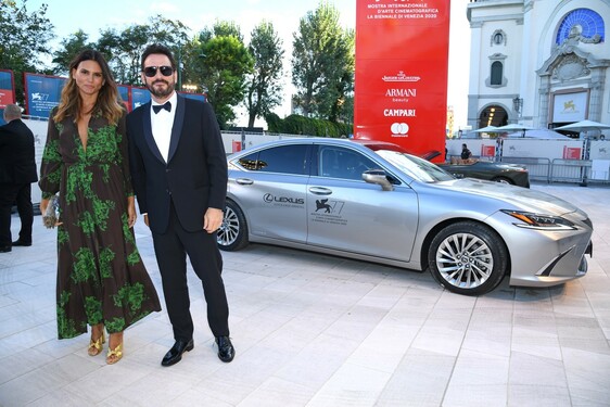 LEXUS PO RAZ CZWARTY OFICJALNYM DOSTAWCĄ SAMOCHODÓW NA MIĘDZYNARODOWYM FESTIWALU FILMOWYM W WENECJI