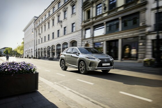 LEXUS RX F IMPRESSION
