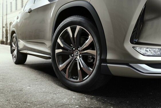 LEXUS RX F IMPRESSION