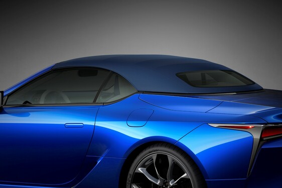 2021 LC CONVERTIBLE CGI TECHNICAL IMAGES