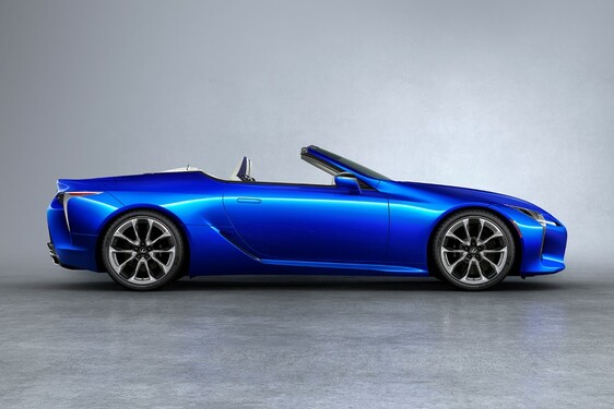 2021 LC CONVERTIBLE CGI TECHNICAL IMAGES
