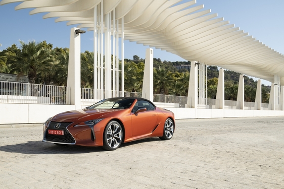 2021 LC 500 CONVERTIBLE ROADTRIP IMAGES