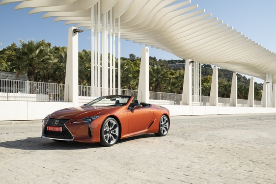 2021 LC 500 CONVERTIBLE ROADTRIP IMAGES