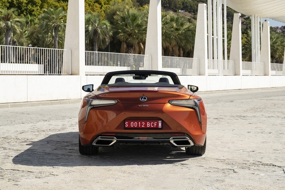 2021 LC 500 CONVERTIBLE ROADTRIP IMAGES
