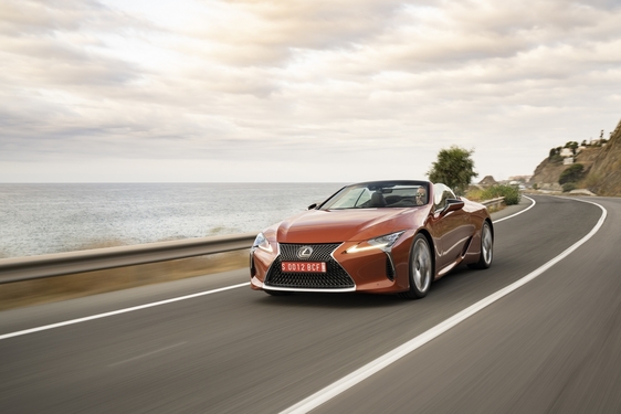 2021 LC 500 CONVERTIBLE ROADTRIP IMAGES