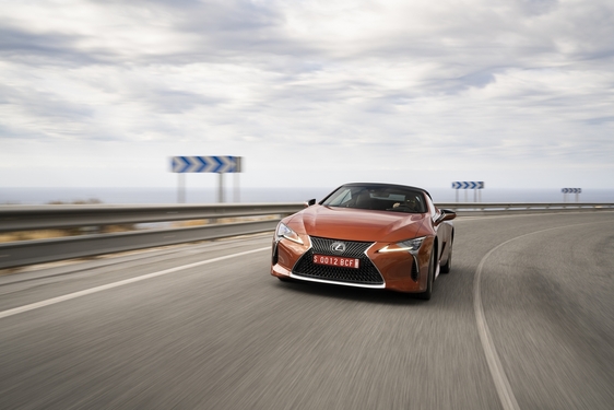 2021 LC 500 CONVERTIBLE ROADTRIP IMAGES