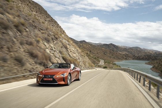 2021 LC 500 CONVERTIBLE ROADTRIP IMAGES