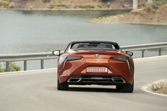 2021 LC 500 CONVERTIBLE ROADTRIP IMAGES