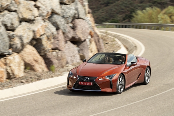 2021 LC 500 CONVERTIBLE ROADTRIP IMAGES