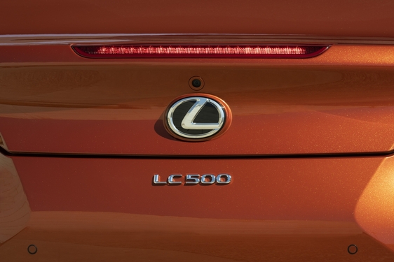 2021 LC 500 CONVERTIBLE ROADTRIP IMAGES