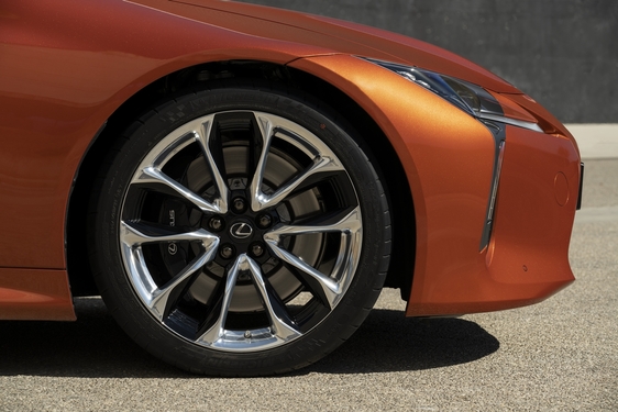 2021 LC 500 CONVERTIBLE ROADTRIP IMAGES
