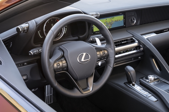 2021 LC 500 CONVERTIBLE ROADTRIP IMAGES