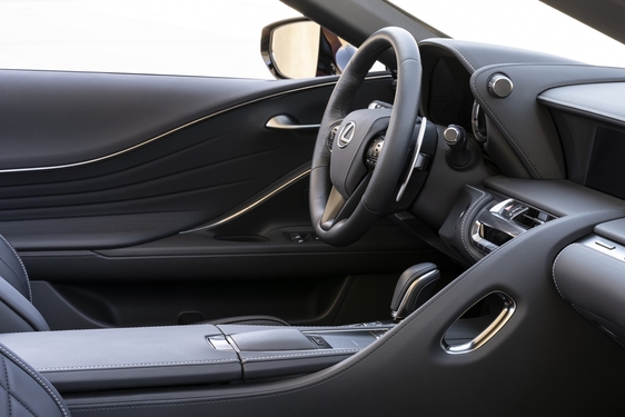 2021 LC 500 CONVERTIBLE ROADTRIP IMAGES