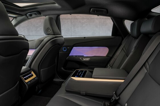 Lexus ES 2025