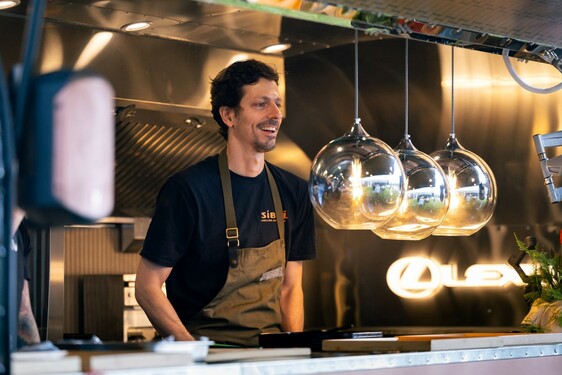 EKSKLUZYWNY FOOD TRUCK LEXUSA „OMOTENASHI ON-THE-GO”