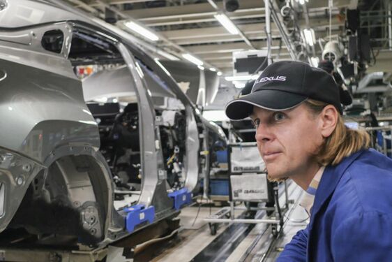 LEXUS’ “SENSES ELECTRIFIED”