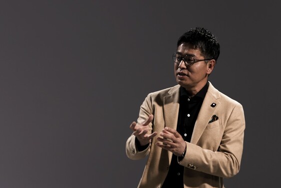 LEXUS PREZENTUJE DIRECT4 – NOWĄ GENERACJĘ TECHNOLOGII STEROWANIA NAPĘDEM ELEKTRYCZNYM