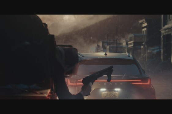 LEXUS NX RAZEM Z GWIAZDAMI KINA W NOWYM FILMIE „MOONFALL”