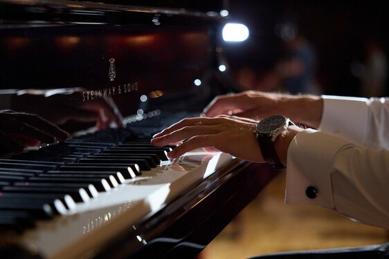 BRUCE LIU GŁÓWNYM BOHATEREM NOWEJ REKLAMY MARKI LEXUS