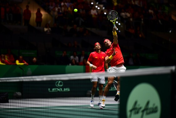 LEXUS PARTNEREM FINAŁÓW PUCHARU DAVISA. RX I RZ TOWARZYSZĄ NAJLEPSZYM TENISISTOM ŚWIATA