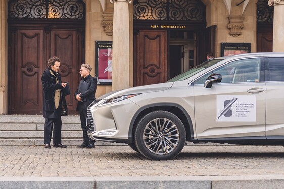LEXUS AUTEM NAJLEPSZYCH SKRZYPKÓW MŁODEGO POKOLENIA NA ŚWIECIE