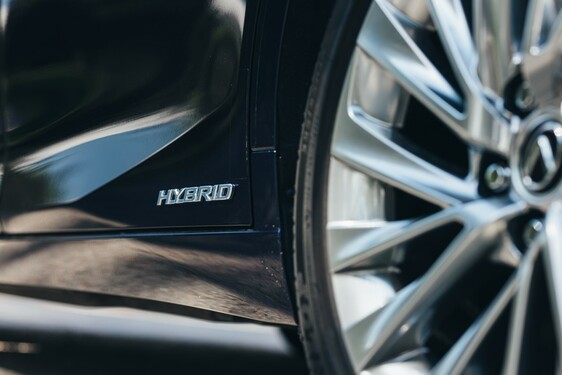 Lexus ES 2021