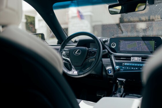Lexus ES 2021