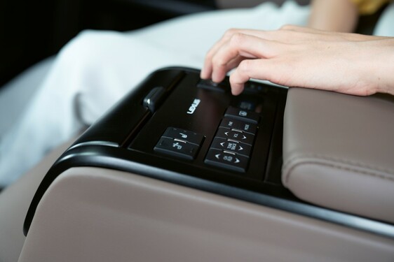 Lexus ES 2021
