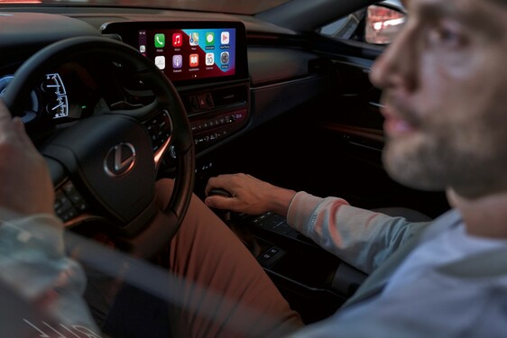 Lexus ES 2021