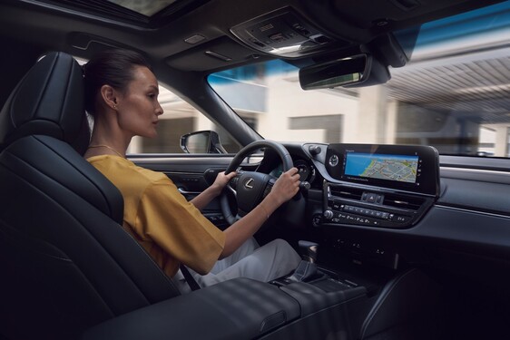 Lexus ES 2021
