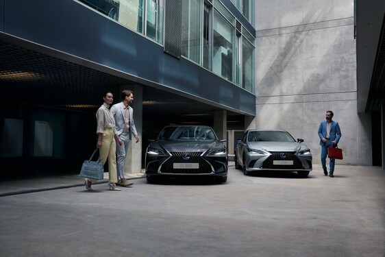 Lexus ES 2021