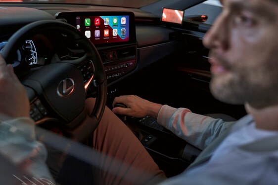 Lexus ES 2021