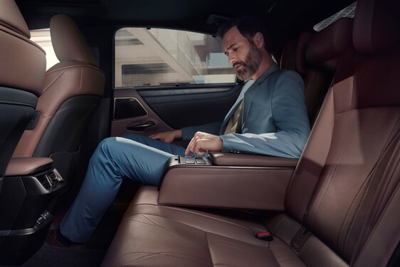 Lexus ES 2021