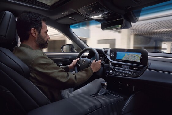 Lexus ES 2021