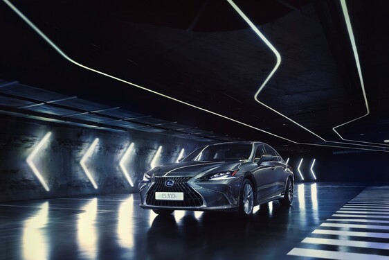 Lexus ES 2021