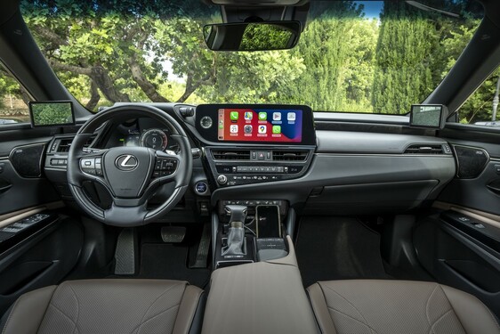 Lexus ES 2021