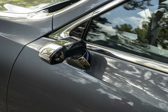 Lexus ES 2021