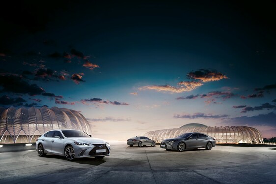 Lexus ES 2019