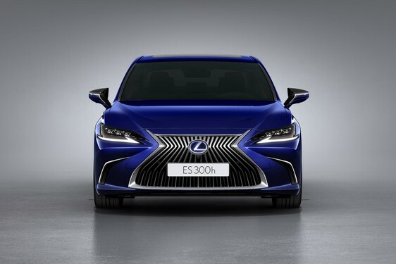 Lexus ES 2019