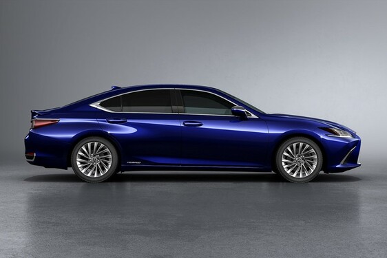 Lexus ES 2019