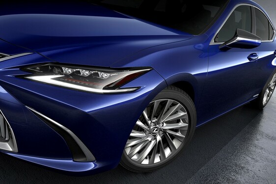 Lexus ES 2019