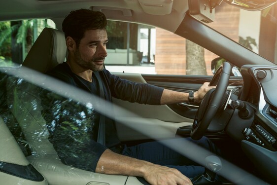 Lexus ES 2019