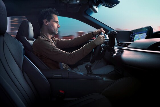 Lexus ES 2019